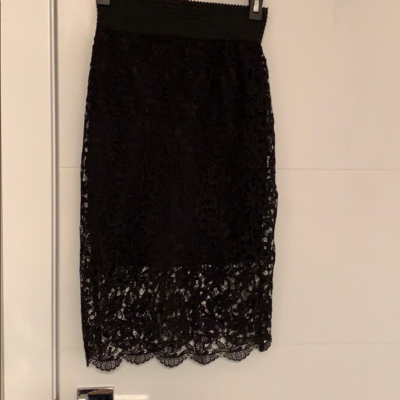 NWOT Lily White lace pencil skirt - Picture 4 of 5